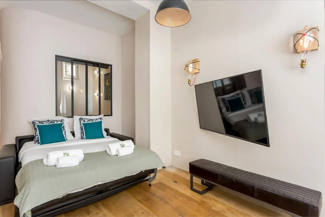 Design Et Confort Near Champs Elysees Παρίσι 0*,  Γαλλία